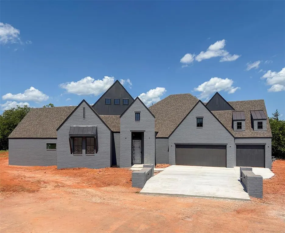 Front exterior — 18485 Sleepy Deer Hollow, Norman, OK 73072