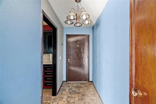 Photo 6 — 1916 Timber Ridge Drive, Newcastle, OK 73065