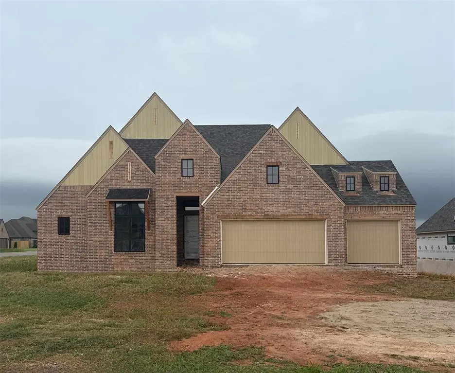 Front exterior — 345 Venetian Avenue, Piedmont, OK 73078