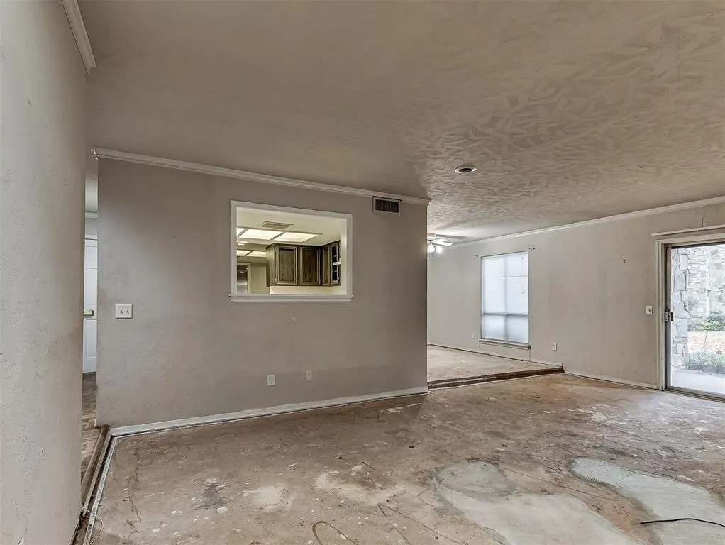 Photo 8 — 6000 N Pennsylvania Avenue 1, Oklahoma City, OK 73112
