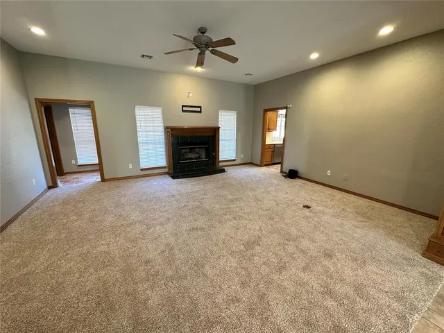 Photo 4 — 1819 Duckhawk Court, Edmond, OK 73003