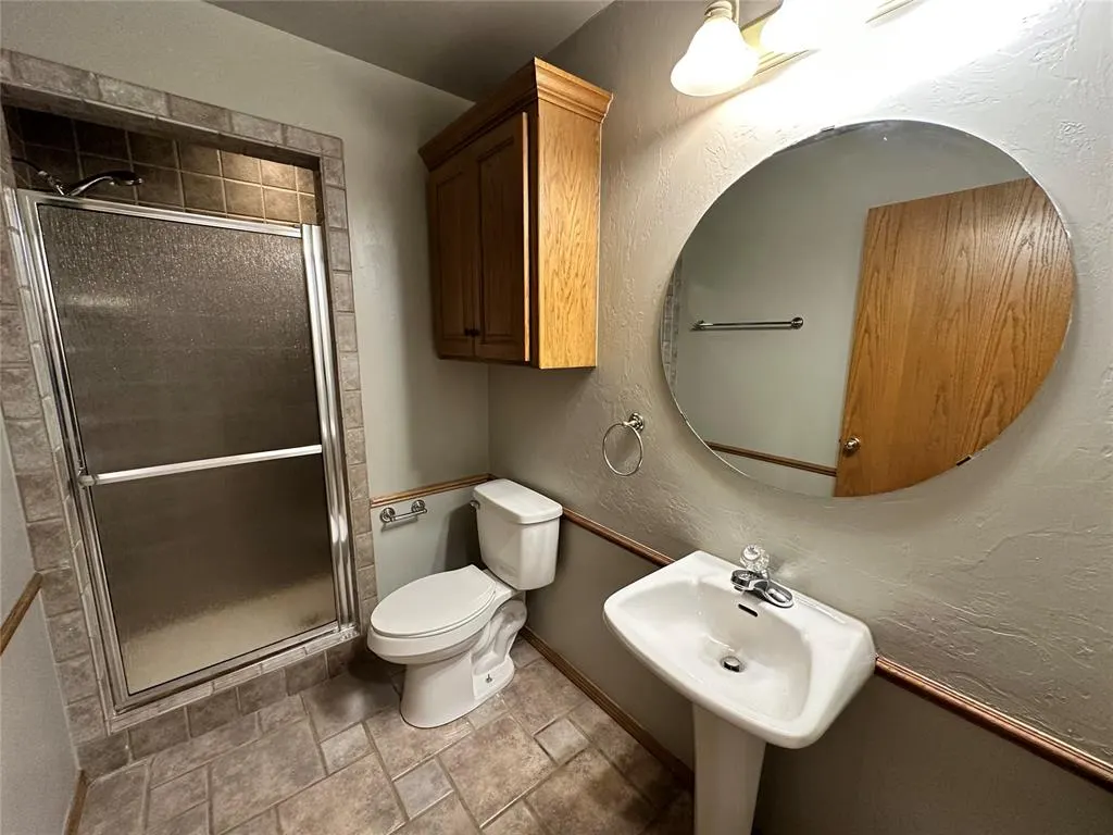 Photo 15 — 1819 Duckhawk Court, Edmond, OK 73003