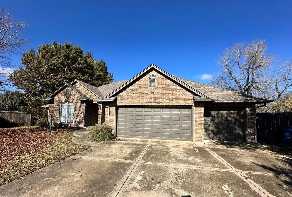 Photo 42 — 1819 Duckhawk Court, Edmond, OK 73003