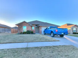 Sold home at 1751 Huntington Court