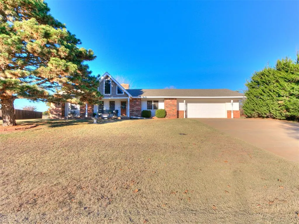 Photo 6 — 105 Wildwood Drive, Kingfisher, OK 73750
