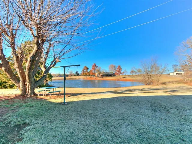 Photo 7 — 105 Wildwood Drive, Kingfisher, OK 73750