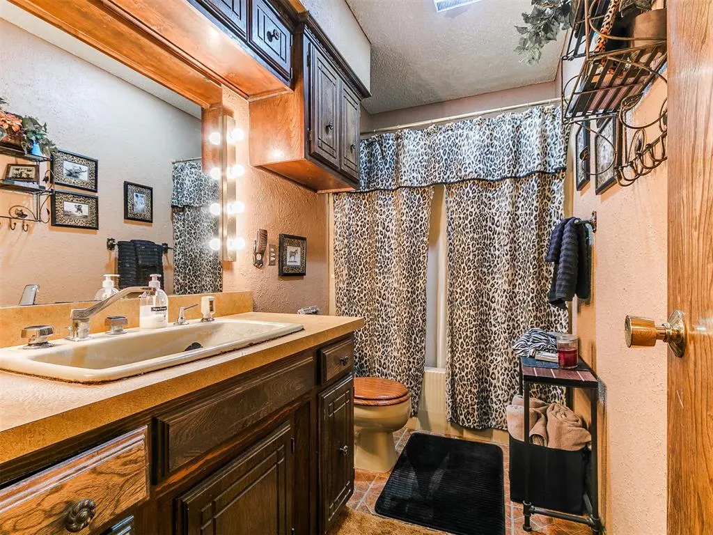 Photo 48 — 105 Wildwood Drive, Kingfisher, OK 73750