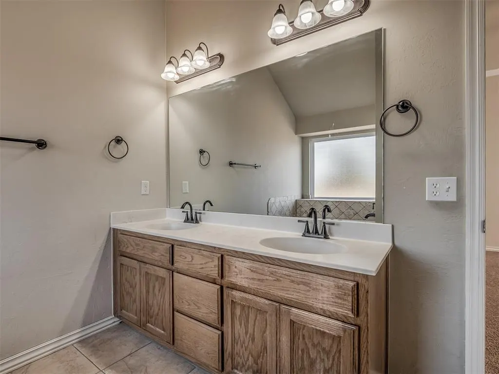 Photo 26 — 1604 NW 123rd Place, Oklahoma City, OK 73120