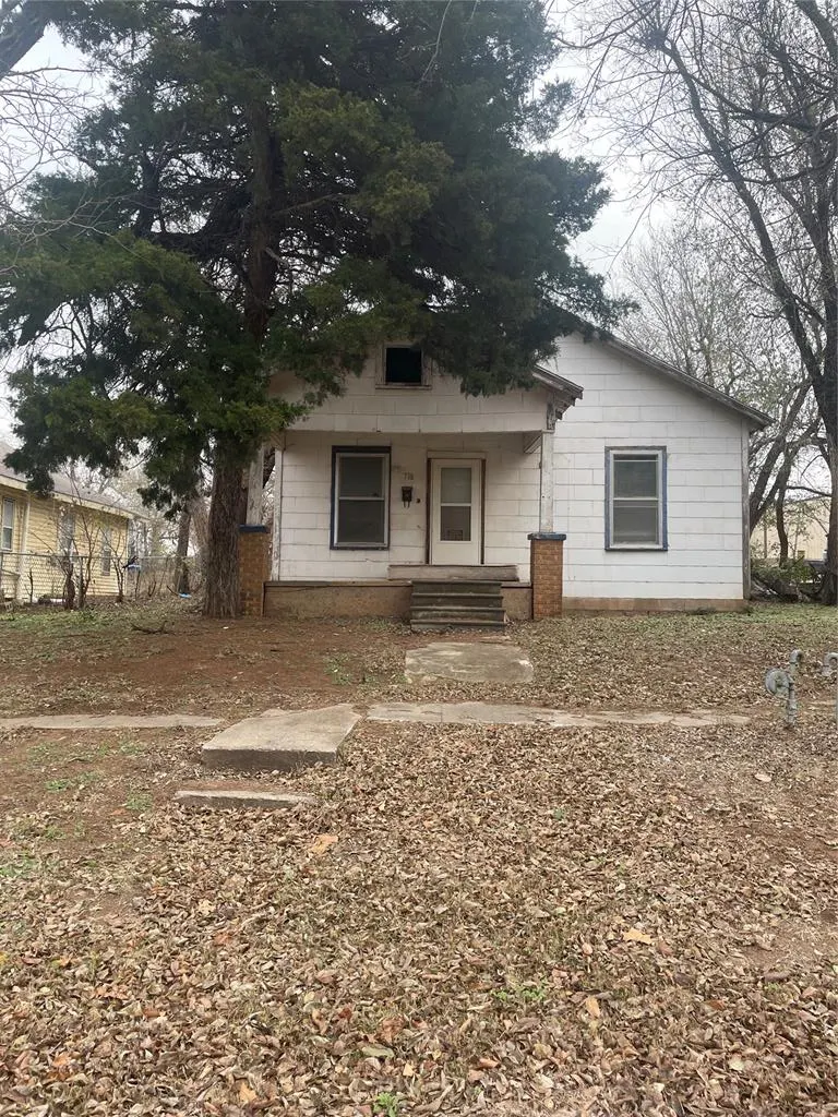 Photo 2 — 718 N Admire Avenue, El Reno, OK 73036
