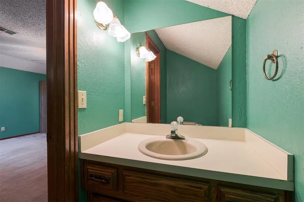 Photo 46 — 3818 N Country Club Road, Newcastle, OK 73065