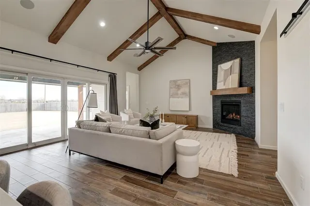 Photo 5 — 14800 Frankston Drive, Oklahoma City, OK 73142
