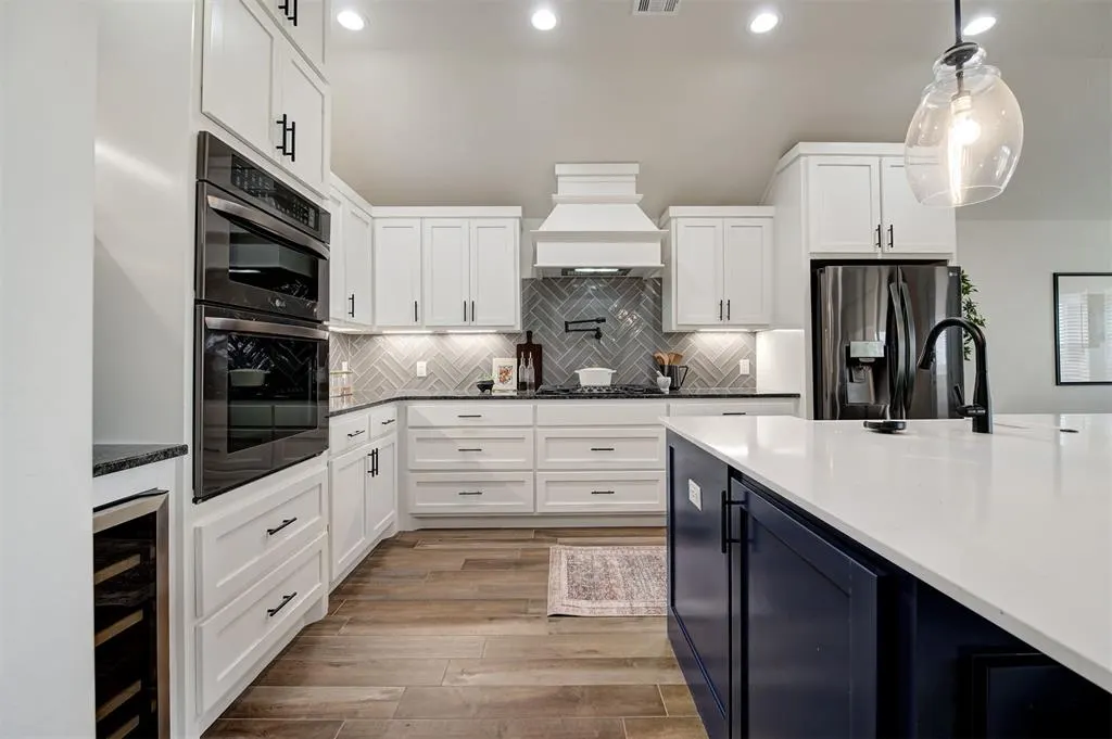 Photo 11 — 14800 Frankston Drive, Oklahoma City, OK 73142