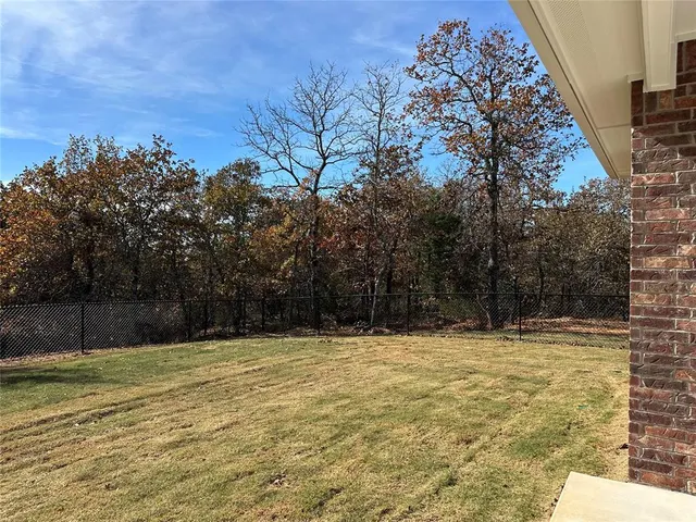 Photo 5 — 17050 Lantana Loop, Newalla, OK 74857