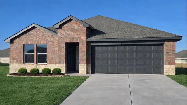 Front exterior — 925 S Bear Lane, Mustang, OK 73064