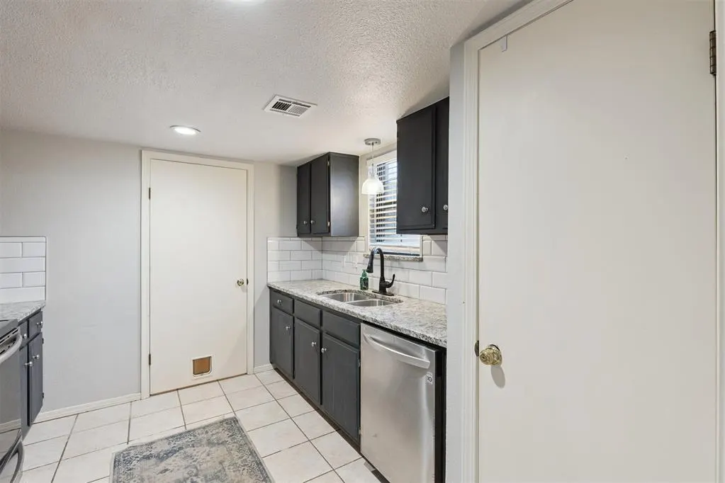 Photo 14 — 6500 N Grand Boulevard 131, Oklahoma City, OK 73116