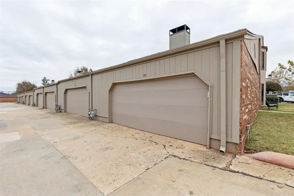 Photo 47 — 6500 N Grand Boulevard 131, Oklahoma City, OK 73116
