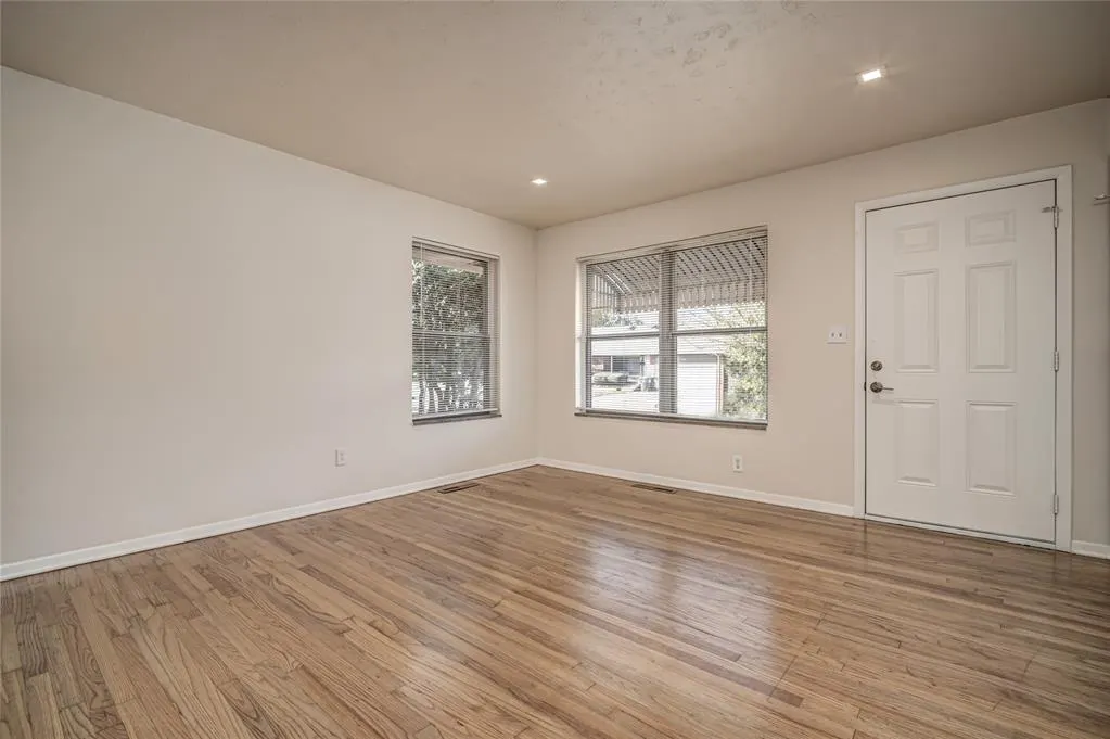 Photo 13 — 10504 Whitehaven Road, Oklahoma City, OK 73120