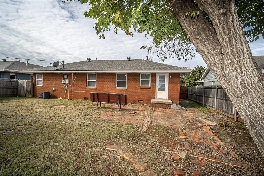 Photo 31 — 10504 Whitehaven Road, Oklahoma City, OK 73120