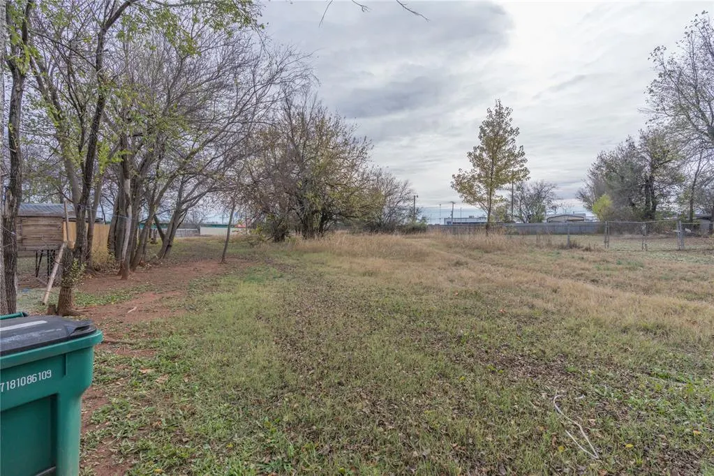 Photo 4 — 5918 Dimple Drive, Oklahoma City, OK 73135