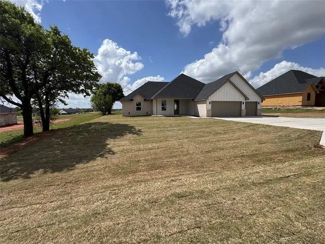 Photo 2 — 2443 Wolf Creek Bend, Blanchard, OK 73010
