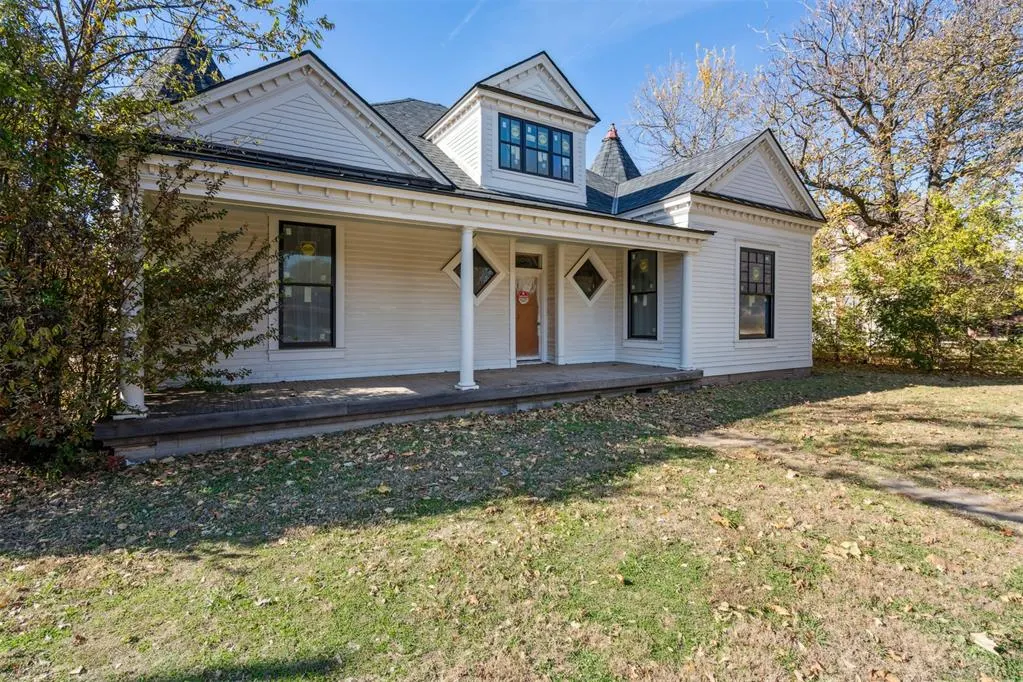 Photo 4 — 616 N Peters Avenue, Norman, OK 73069