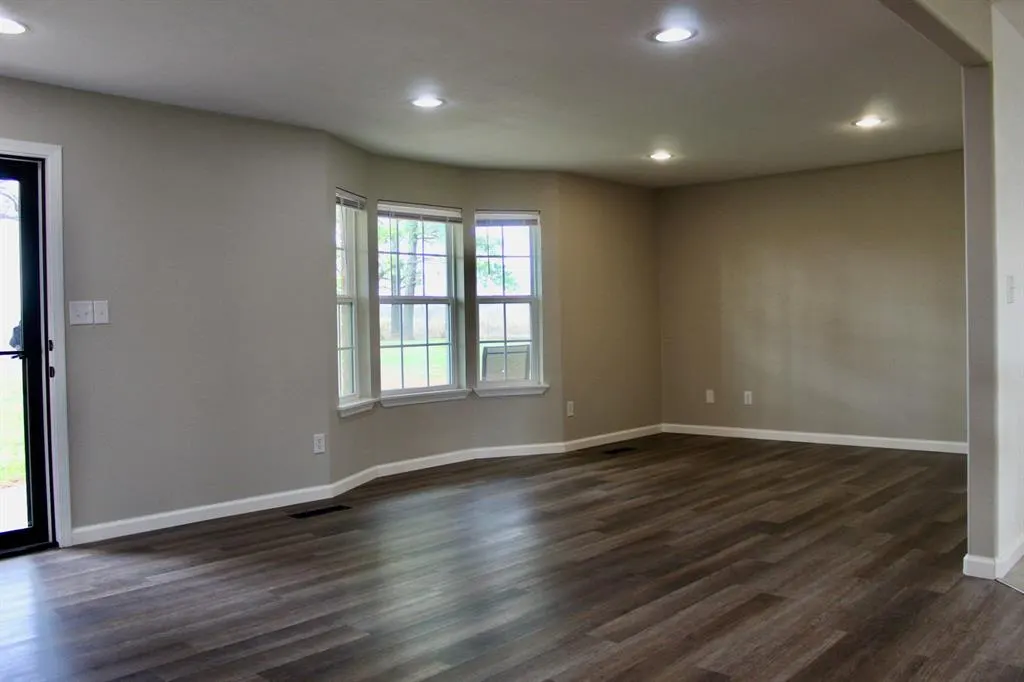 Photo 8 — 11086 N 368 Road, Okemah, OK 74859