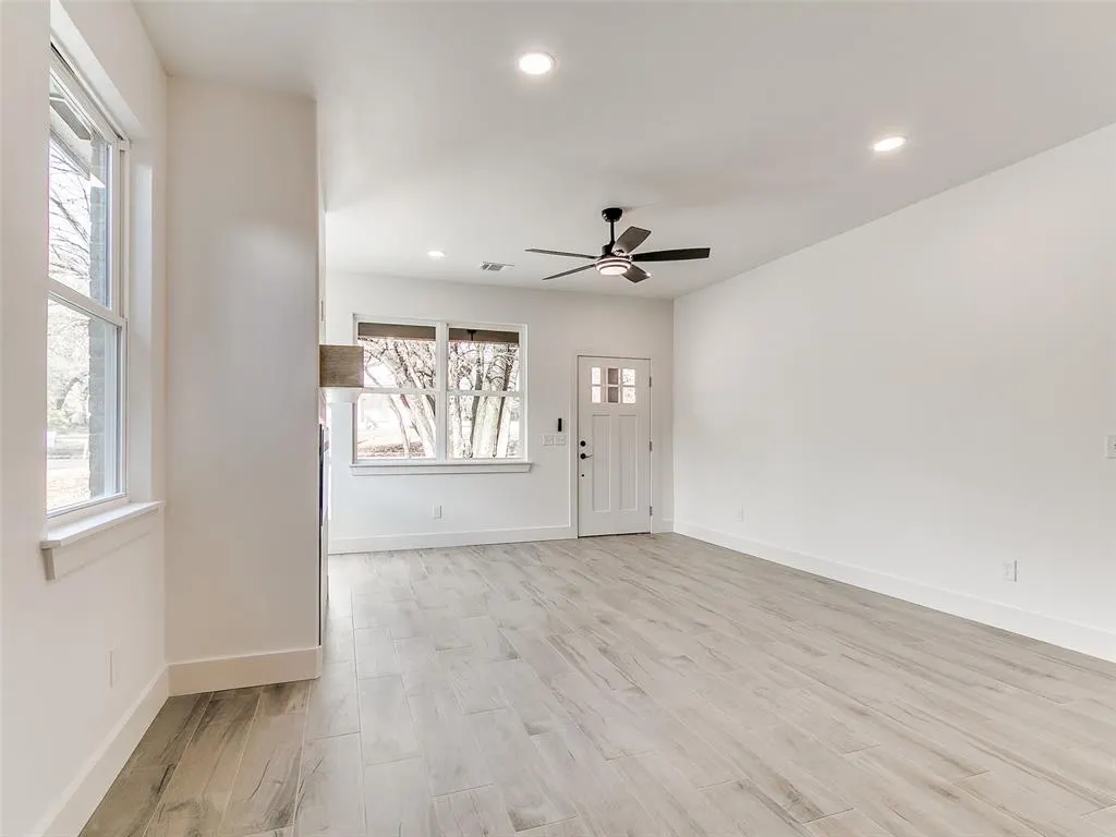 Photo 15 — 2124 NE 14th Street, Oklahoma City, OK 73117