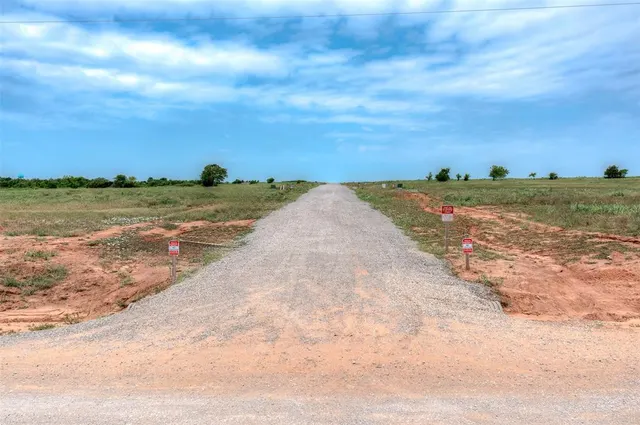Photo 2 — 4801 NW Bella Circle, Piedmont, OK 73078