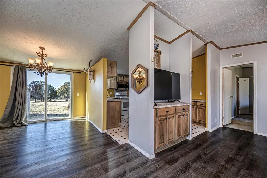 Photo 9 — 20985 Portland Avenue, Purcell, OK 73080