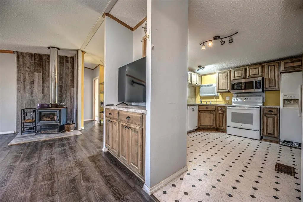 Photo 11 — 20985 Portland Avenue, Purcell, OK 73080