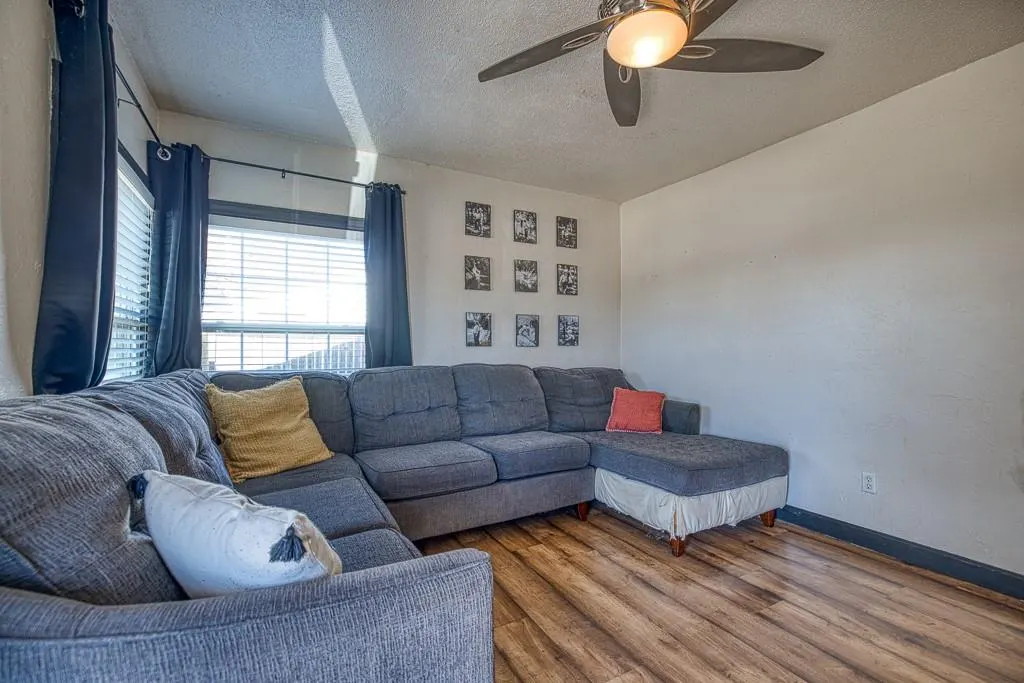 Photo 4 — 1013 S 10th Street, Kingfisher, OK 73750