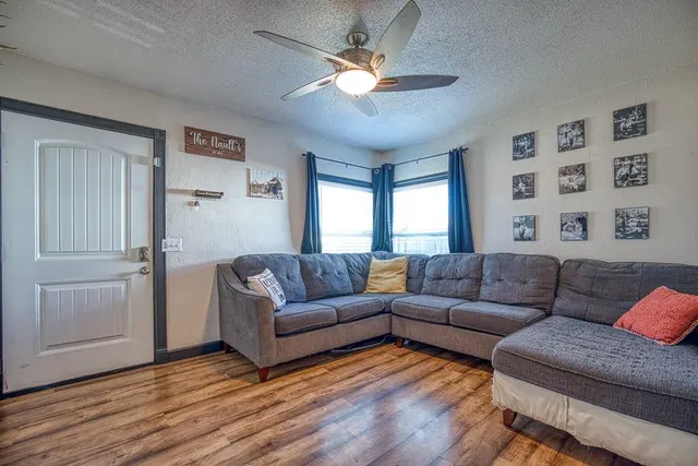 Photo 6 — 1013 S 10th Street, Kingfisher, OK 73750