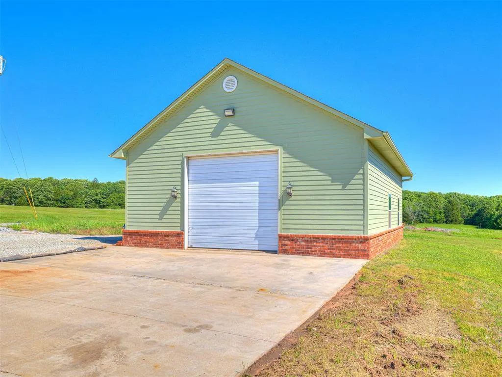 Photo 6 — 349412 E 840 Road, Kendrick, OK 74079