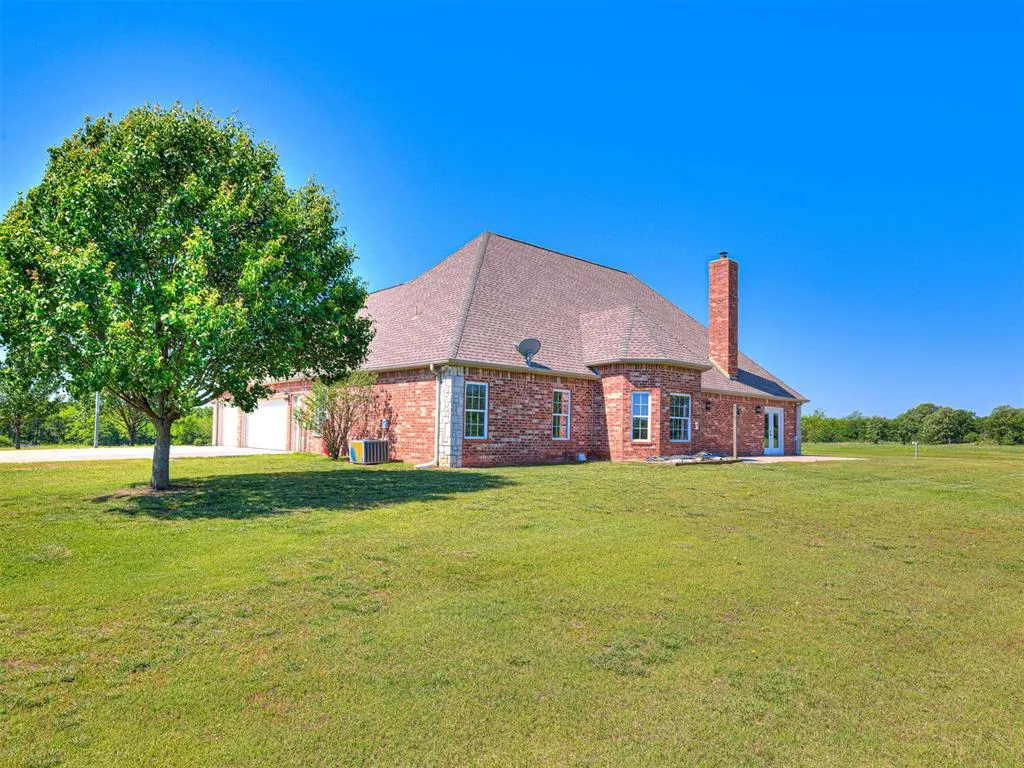 Photo 10 — 349412 E 840 Road, Kendrick, OK 74079