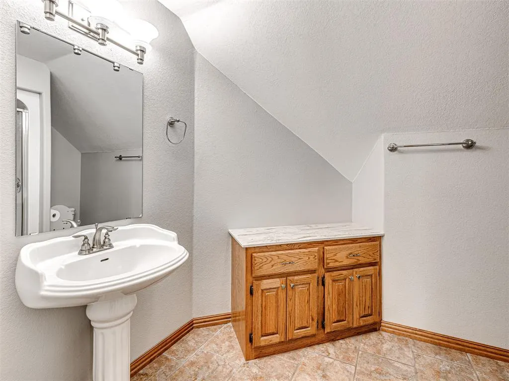 Photo 40 — 349412 E 840 Road, Kendrick, OK 74079