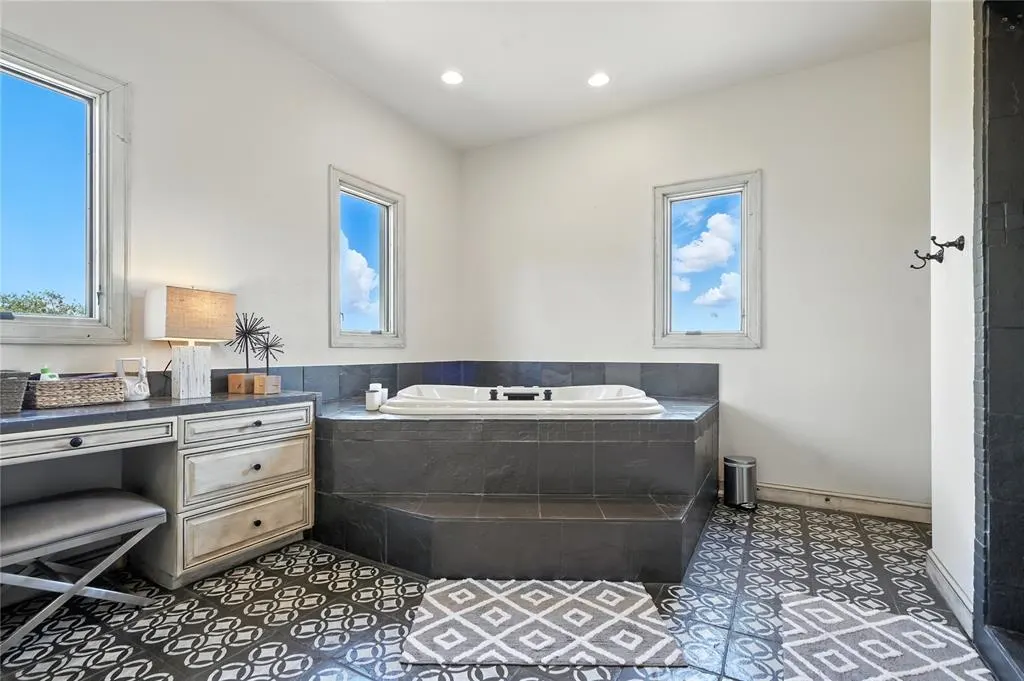 Photo 23 — Address unavailable, Sand Springs, OK 74063