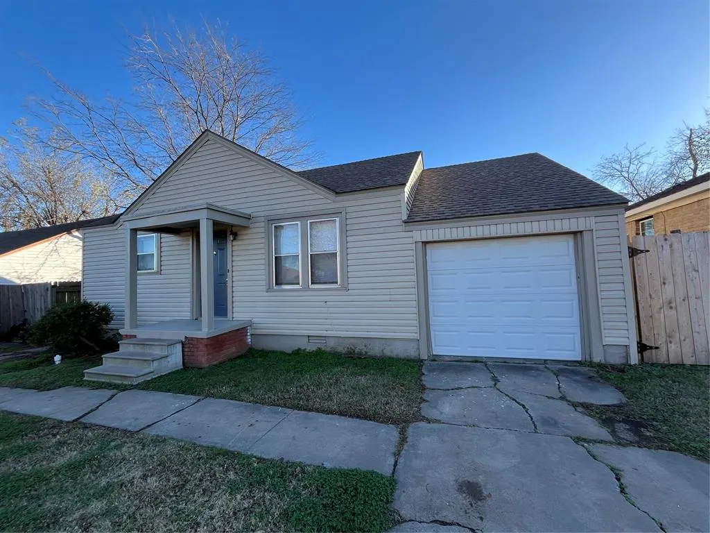 Front exterior — 2924 NW 29th Street, Oklahoma City, OK 73107