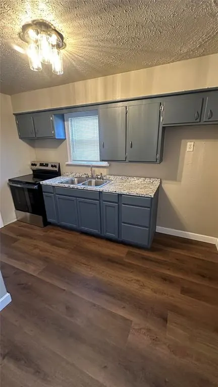 Photo 5 — 2924 NW 29th Street, Oklahoma City, OK 73107