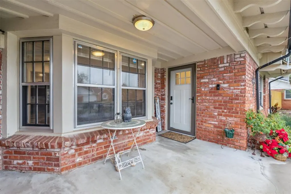 Photo 6 — 409 NE 60th Street, Oklahoma City, OK 73105