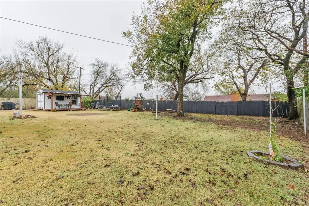 Photo 46 — 409 NE 60th Street, Oklahoma City, OK 73105
