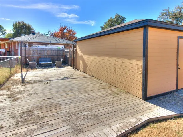 Photo 4 — 3900 Rancho Drive, Oklahoma City, OK 73119