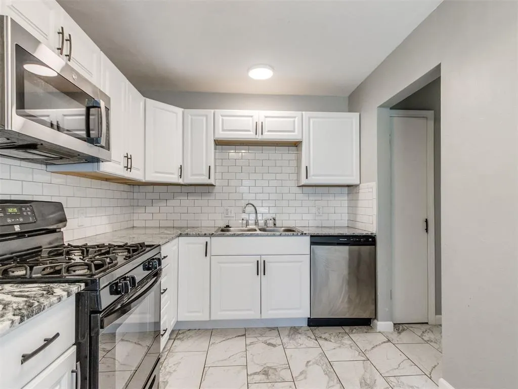 Photo 11 — 3900 Rancho Drive, Oklahoma City, OK 73119