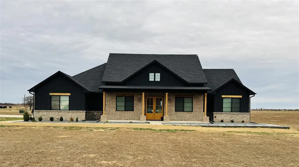 Photo 2 — 15507 N 2980 Road, Crescent, OK 73028