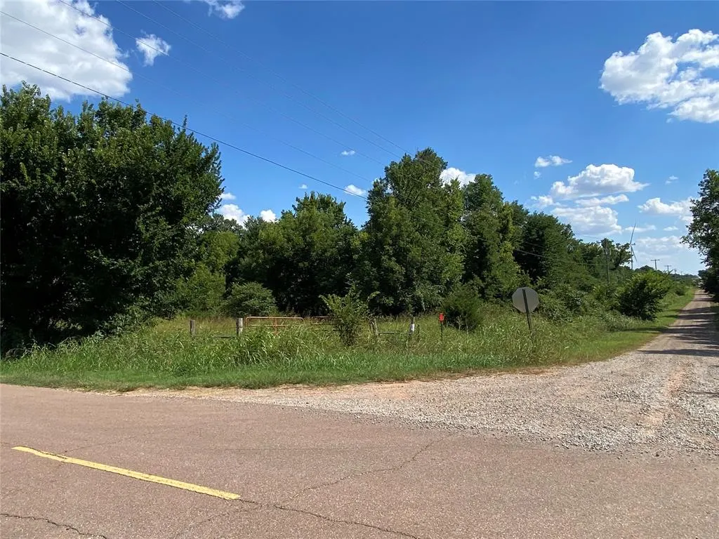 Photo 2 — Address unavailable, Crescent, OK 73028