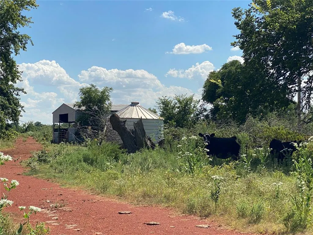 Photo 3 — Address unavailable, Crescent, OK 73028