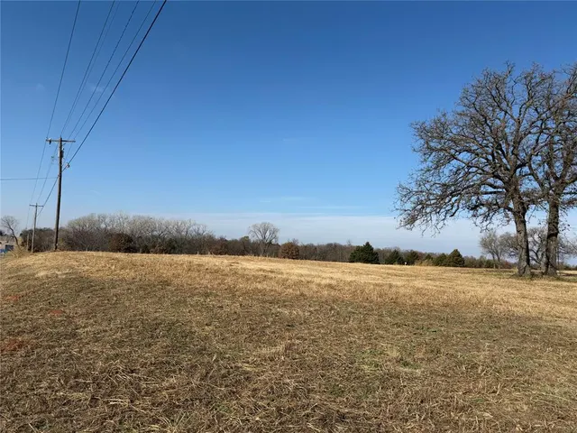 Photo 2 — 7415 E second Street, Edmond, OK 73034