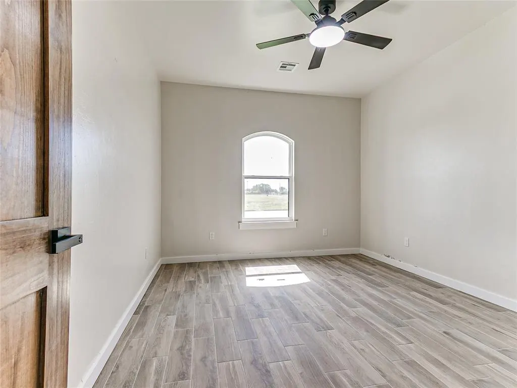 Photo 6 — 3508 Scissortail Lane, Chickasha, OK 73018