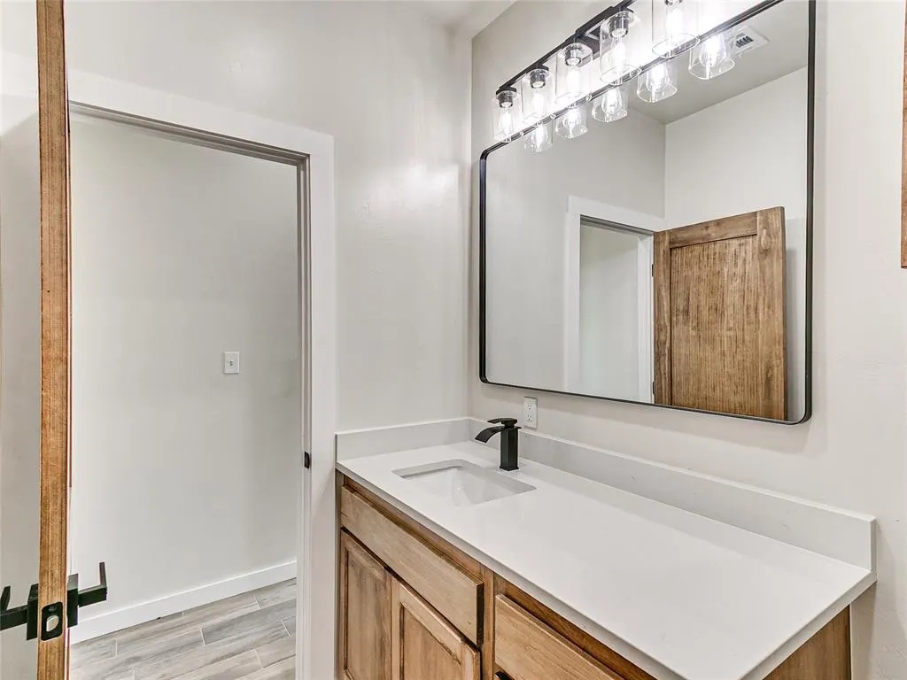 Photo 9 — 3508 Scissortail Lane, Chickasha, OK 73018