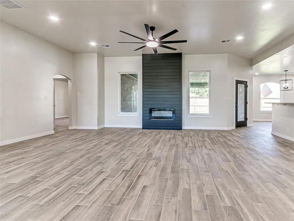 Photo 11 — 3508 Scissortail Lane, Chickasha, OK 73018