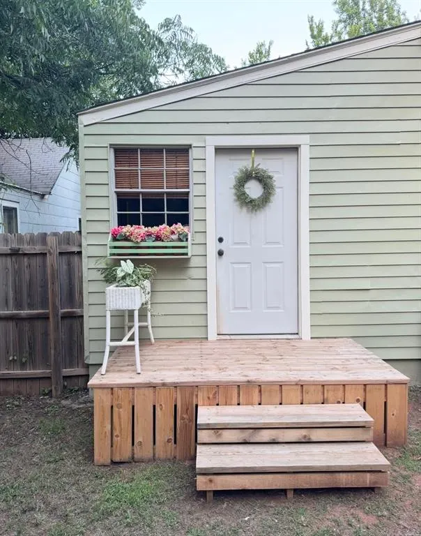 Photo 12 — 415 N Broad Street, Guthrie, OK 73044